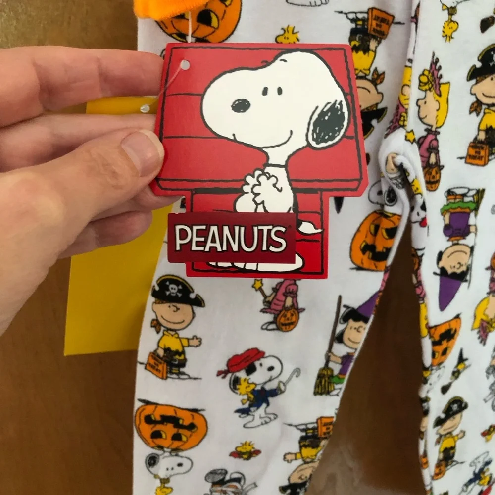 Peanuts Snoopy Woodstock pumpkin Halloween 2 piece unisex pajama set
